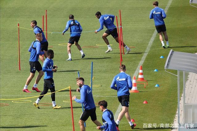 阿森纳主场逆转切尔西：防守漏洞引发球迷担忧